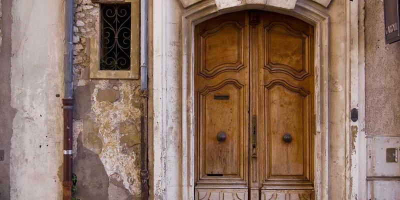 买医生服务暗藏玄机：三招识破医疗中介骗局，守护您的健康与钱包